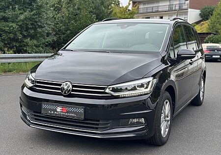 VW Touran Volkswagen Comfortline 2.0TDI/DSG/RCAM/ACC/LED