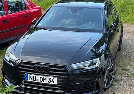 Audi A4 B9 3.0 TDI 272Ps
