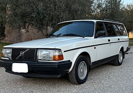 Volvo 245