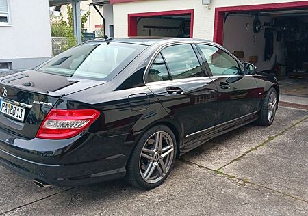 Mercedes-Benz 350 C350 W204 AMG Ausstatung
