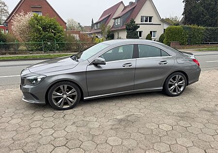 Mercedes-Benz CLA 200 2.2 CDI *Voll Scheckheft nur Mercedes*