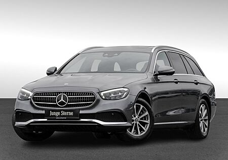 Mercedes-Benz E 220 d 4M T |Avantgarde|DISTR|LED|NAVI|PANO|AHK