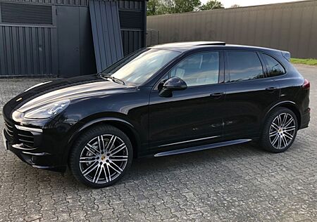 Porsche Cayenne S  Diesel Sport Design  Pano/Approv.+Key