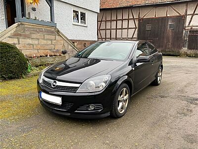 Opel Astra H GTC 1.6 Sport