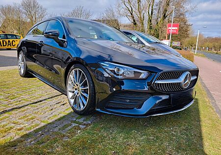 Mercedes-Benz CLA 200 Shooting Brake / AMG Line / neuwertig