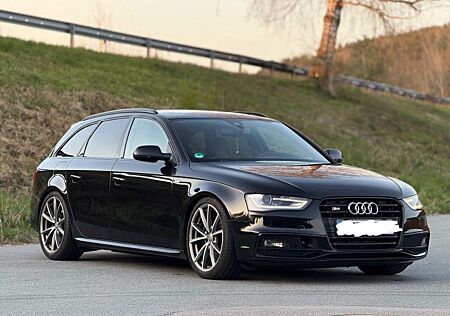 Audi S4 3.0 TFSI S tronic quattro Avant - Blackline !