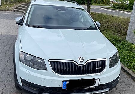 Skoda Octavia 2.0 TDI Green tec DSG 4x4 Scout Comb...