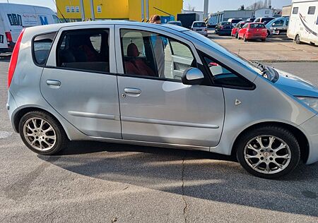 Mitsubishi Colt 1.5 Instyle Not Verkauf 700 euro