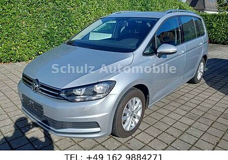 VW Touran Volkswagen *7-Sitze/AHK/ACC/NAVI/KAMERA/2. Hand