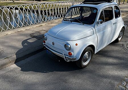 Fiat 500L von 1972 in Toppzustand! Der Sommer kommt!
