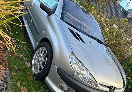 Peugeot 206 CC 135 -