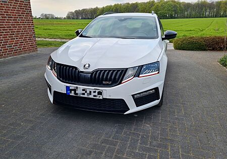 Skoda Octavia 2.0 TSI DSG RS 245 Combi RS (Tausch)