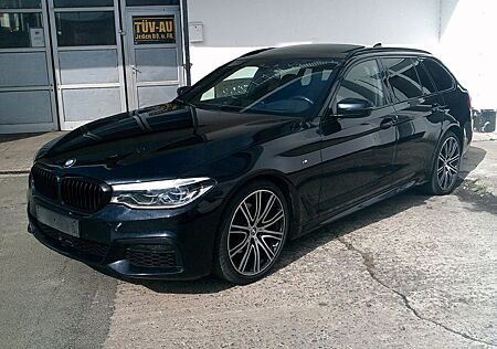 BMW 520d M Sport HUD Panorama H&K AHK Leder LED