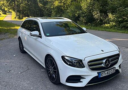 Mercedes-Benz E 300 d T Autom. -AMG Line, SD, AHG, Leder, 360°