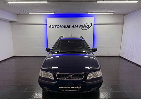 Volvo V40 Comfort AUTOMAT LEDER KLIMAAUTIK SZHZG TEMPO