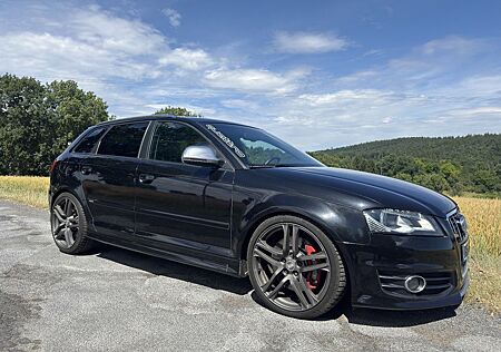Audi S3 2.0 TFSI quattro | 2. Hand | TÜV NEU |