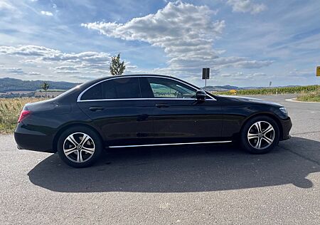Mercedes-Benz E 220 d Autom. -