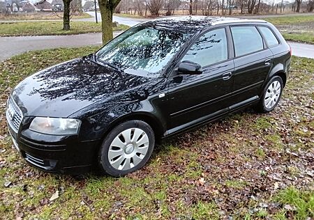Audi A3 1.6 FSI Ambie,,5Türig! Klima!