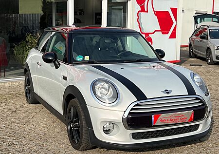 Mini Cooper D NAVI TEILLEDER PANO SITZHEIZUNG PDC