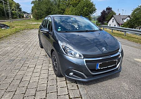 Peugeot 208 1.2 Active PureTech 82 Active