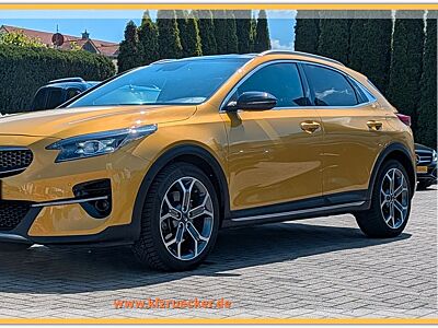 Kia XCeed 204PS Launch Edition DCT PANO 4xSHZG LED R