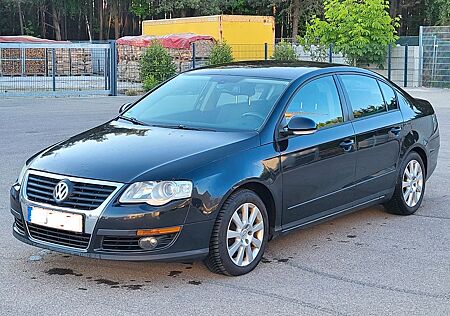 VW Passat Volkswagen 2.0 TDI 140PS/Limousine/Klimaautom./ALU/