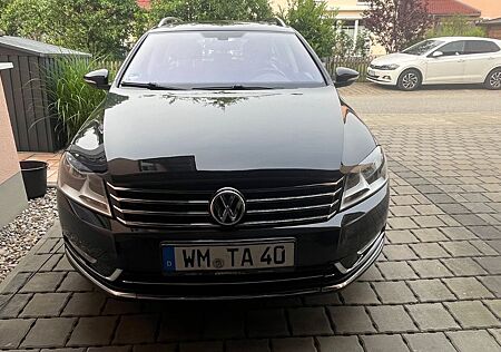 VW Passat Variant Volkswagen 2.0 TDI DSG Highline BMotion ...