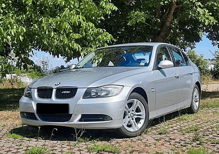 BMW 318i - Limousine TÜV bis 04/26