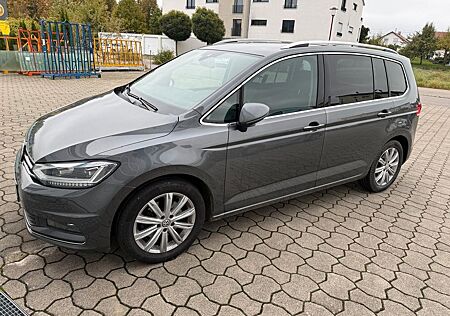 VW Touran Volkswagen 2.0 TDI SCR DSG Highline Highline