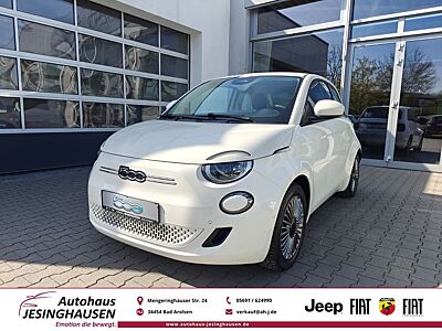 Fiat 500e Komfortpaket+Rückfahrkam. +Apple CarPl+Andr