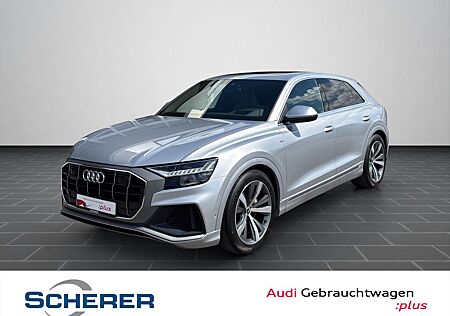 Audi Q8 55 TFSI qua. S line MATRIX AHK STANDHZ