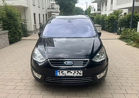 Ford Galaxy 2,0 TDCi Titanium 7-Sitzer *Xenon*ACC*Kam