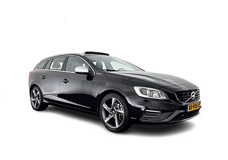 Volvo V60 2.4 D6 Twin motor R-Design Aut. *PANO | LEAT