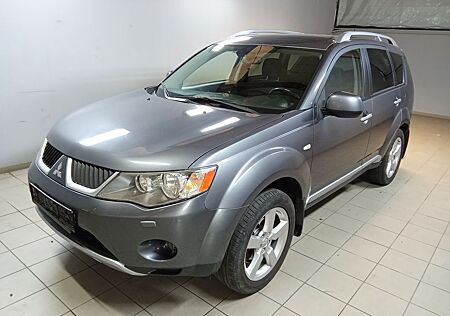 Mitsubishi Outlander 2.2 DI-D Intense