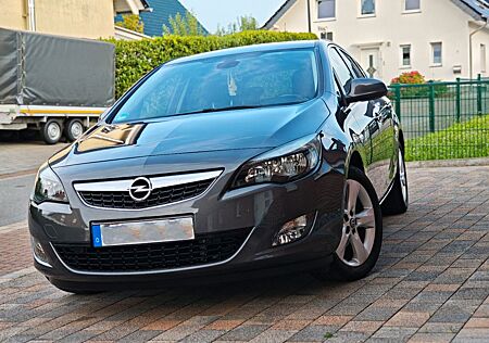 Opel Astra 1.4 Turbo Sport Sport