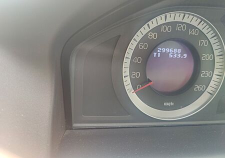 Volvo XC 60 XC60 2.4D AWD Geartronic -