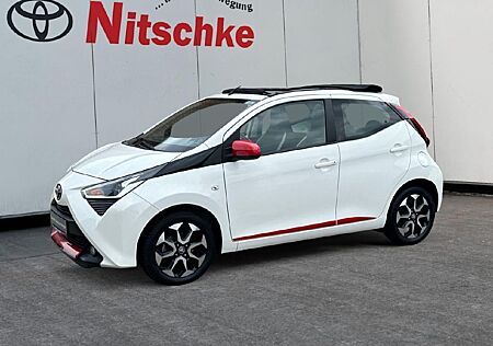 Toyota Aygo (X) 1,0 5-Gang x-sky