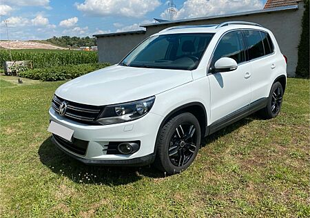 VW Tiguan Volkswagen 2.0 TDI SCR BMT Sport & Style Sport &...