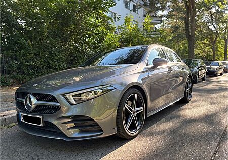 Mercedes-Benz A 180 DCT AMG LINE
