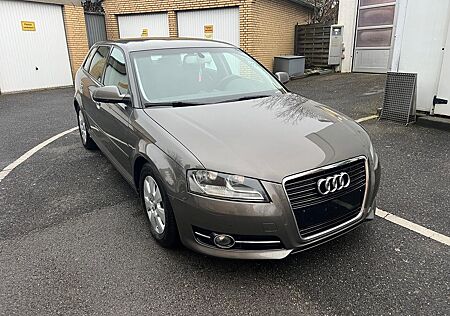 Audi A3 Sportback 1.6 TDI e Attraction