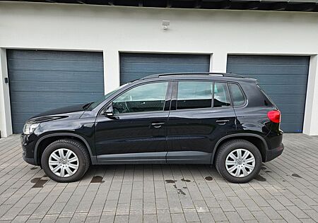 VW Tiguan Volkswagen 2.0 TDI BMT Anhängerkupplung+Panoramadach