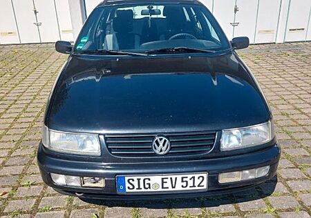 VW Passat Volkswagen 2.0 CL CL