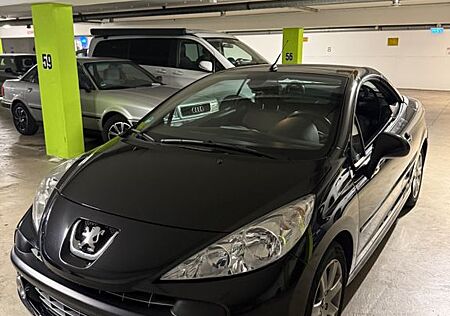 Peugeot 207 207cc *Bj 2008*