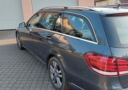 Mercedes-Benz E 200 BlueTEC T -