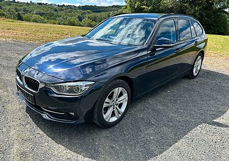 BMW 320d xDrive Touring Sport Line AHK