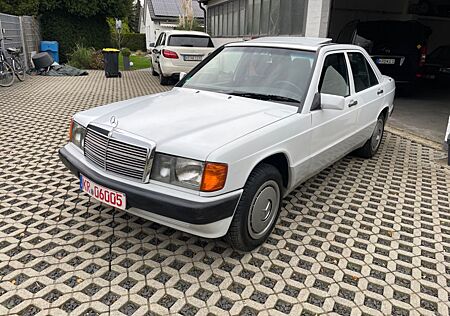 Mercedes-Benz 190 190E 1,8, aus 92 , 5-Gang SHD, HU Neu