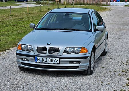 BMW 320d Tüv Neu !!!GrünePlakette 1. Hand gepflegt.