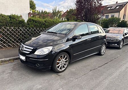 Mercedes-Benz B 180 CDI -AHK