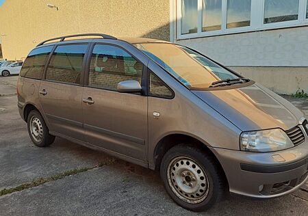 Seat Alhambra Reference 2.0TDI DPF Reference