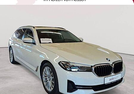 BMW 530e xDrive Touring Aut. Navi Pano AHK